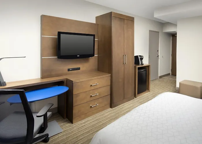 Holiday Inn Express Andover North - Lawrence By Ihg